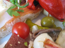 pinchos, tapas barcelona, barcelona tapas, food in barcelona