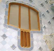 Casa Battlo, Gaudi Architecture, Modernism, Barcelona Spain, Top 10 Sights